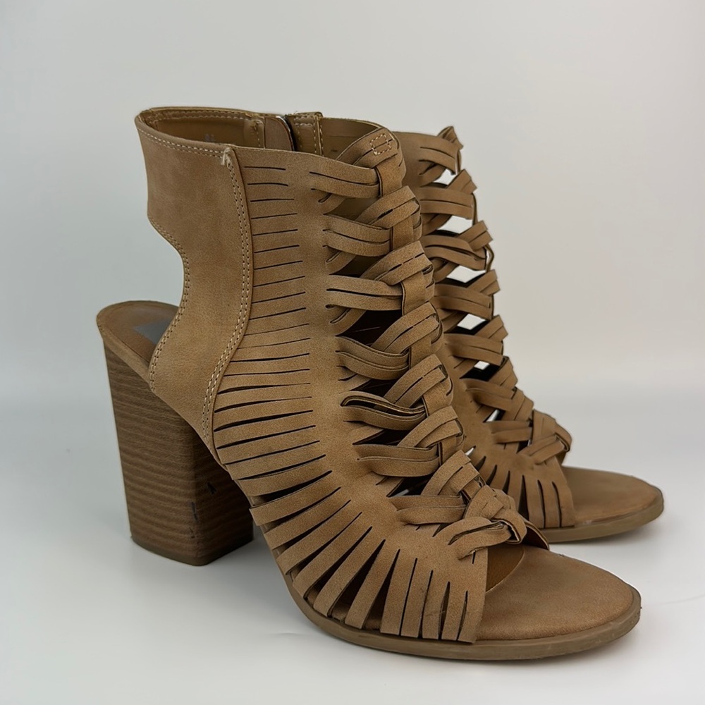 DV by Dolce Vita Alyson peep toe gladiator block heel sandals size 8.5